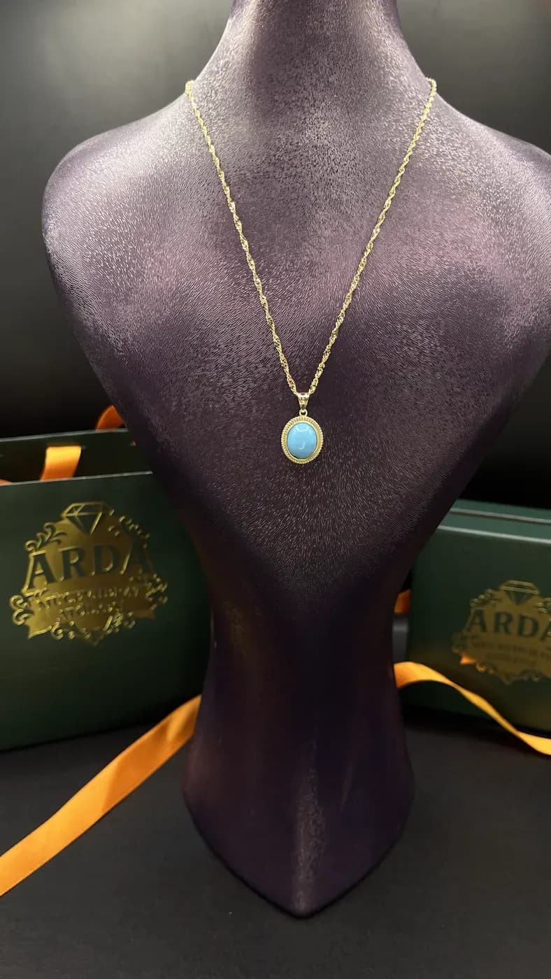 Mavi Oval Taşlı Kolye